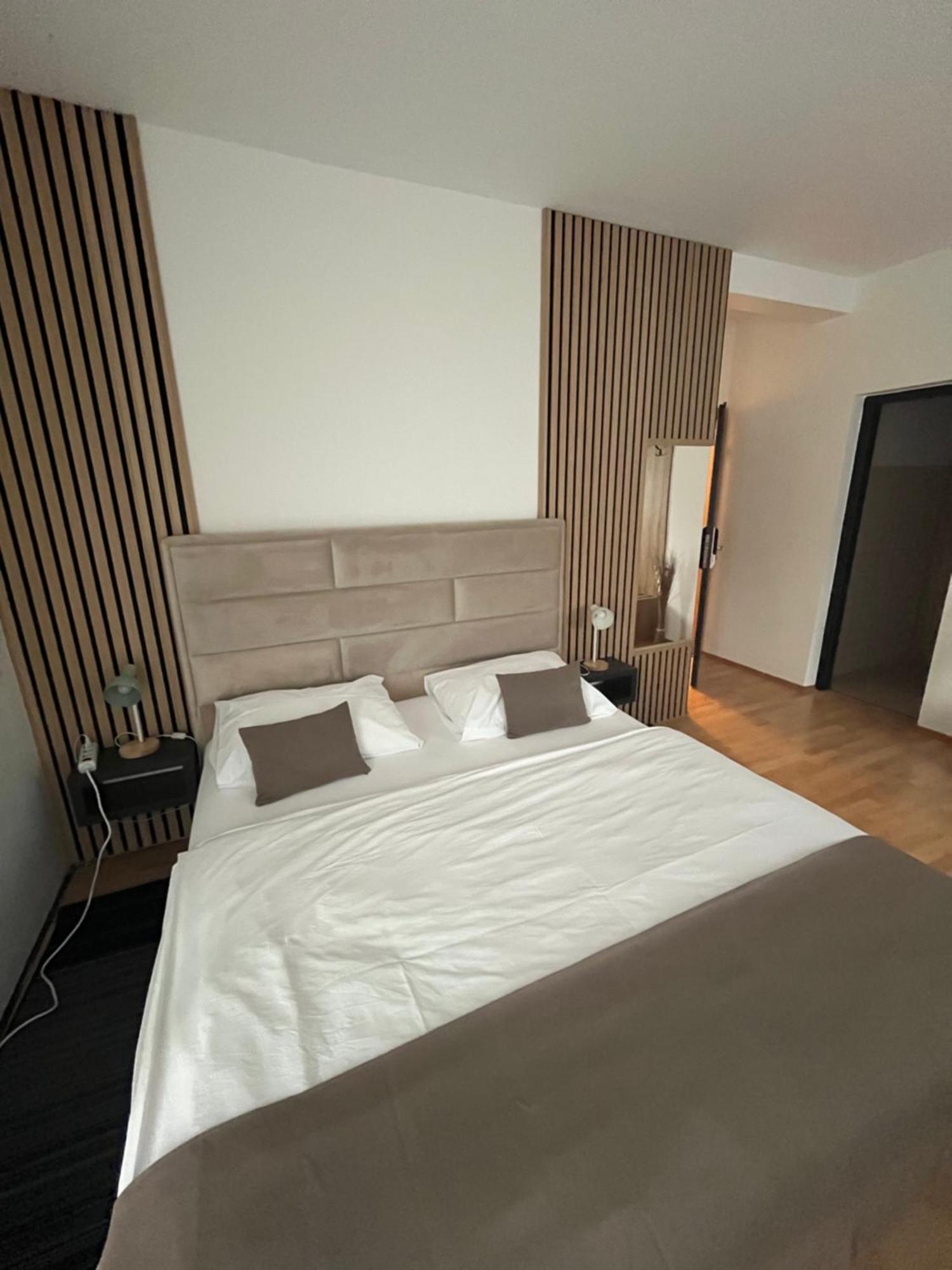 Pansion Danica Hotel ราสโตวาชา ภายนอก รูปภาพ